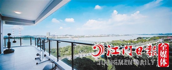碧桂园滨江湾建筑面积约346平方米大平层。