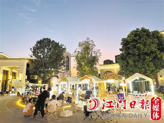 市区楼盘举办市集成了一种潮流。