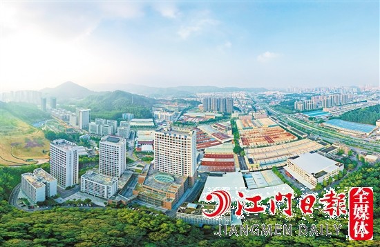 蓬江区群星村后门山工业区鸟瞰图。