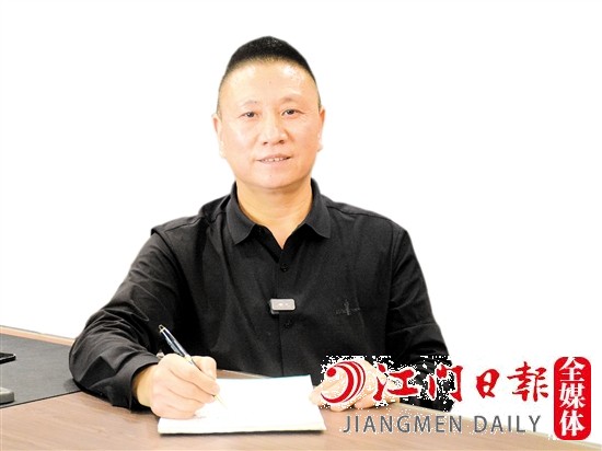 江门市装饰建材行业协会执行会长兼秘书长蒋武柳