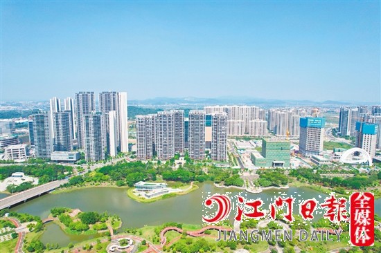 今年上半年我市房地产业呈高质量发展态势。