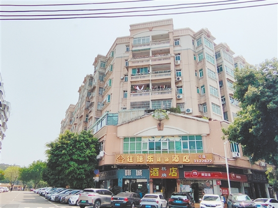 近年来，我市二手房热销。