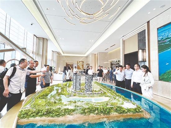 江发·天御湾的大平层产品吸引了不少消费者。