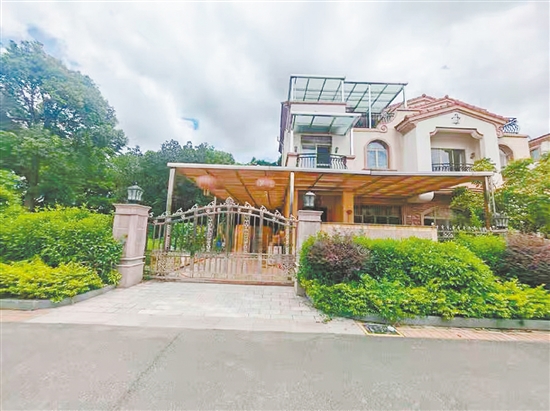 位于鹤山市址山镇的一套别墅起拍总价仅78万元。
