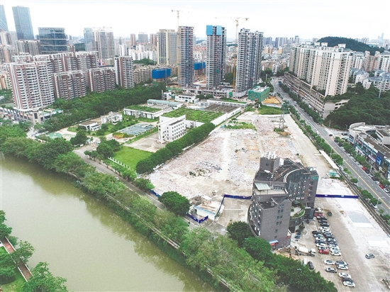 地块实景图。 地块实景图。