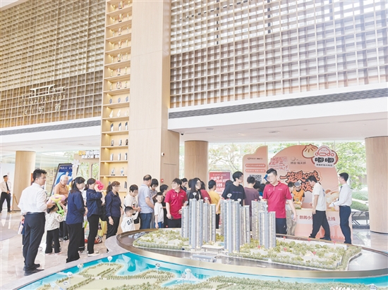 全运会期间，不少境外人士在回乡观赛之余前来购房。