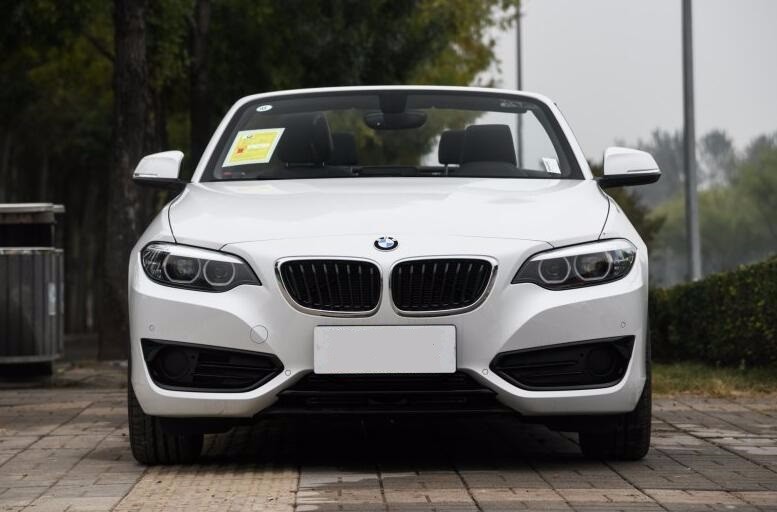 拉风的宝马敞篷小跑车,不到30万便可拥有它