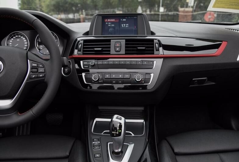 拉风的宝马敞篷小跑车,不到30万便可拥有它