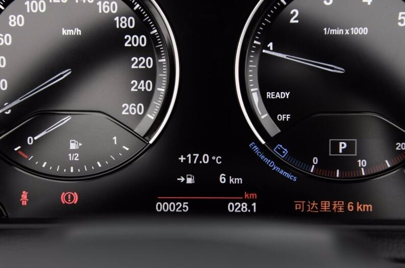 拉风的宝马敞篷小跑车,不到30万便可拥有它