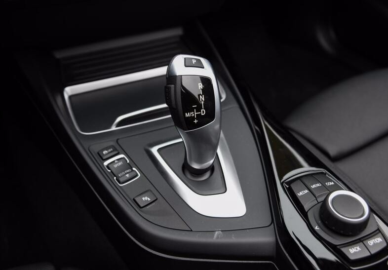 拉风的宝马敞篷小跑车,不到30万便可拥有它