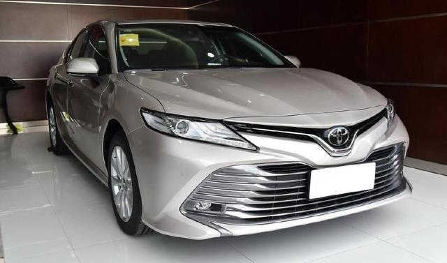 花了20万买辆凯美瑞,电话报喜老婆忘了挂