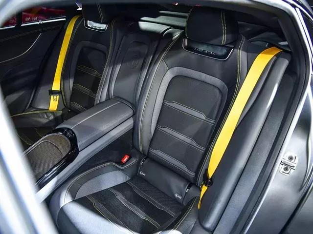 梅赛德斯-AMG GT四门跑车发售，预售价100.00万起