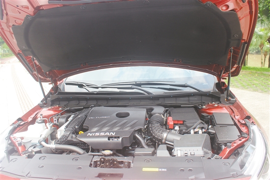 第七代天籁2.0T搭载了一台2.0L