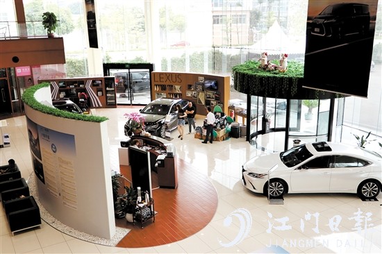 豪华品牌纷纷开设4S店，抢滩江门汽车市场。