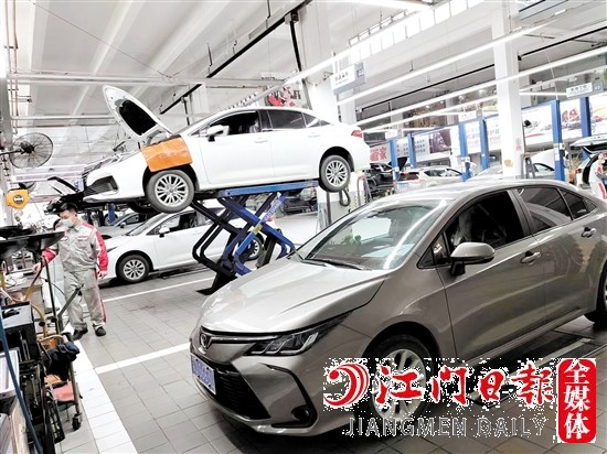 4S店迎来节前车辆检修保养高峰。