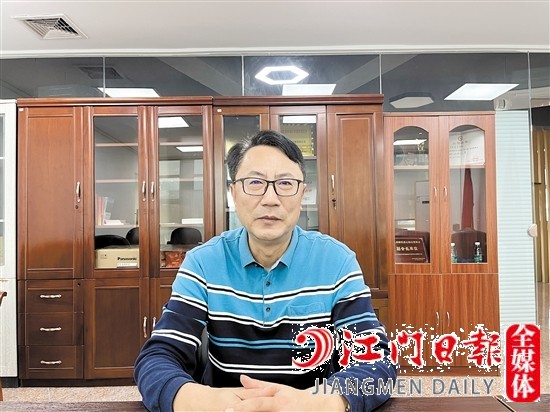 江门市利生车城总经理曹金明