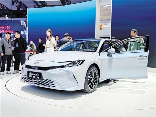 许多重磅新车亮相本次广州车展。